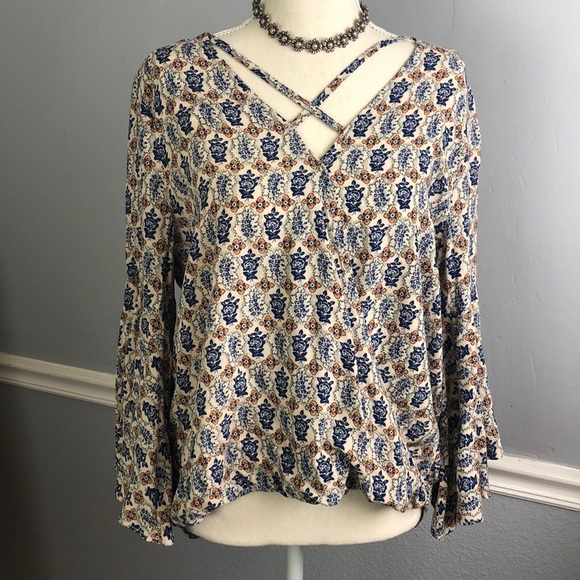 🌸3/$15 JODIFL Boho Top - Picture 1 of 8